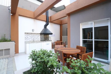 Apartamento para alugar com 49m², 2 quartos e sem vagaÁrea comum - Churrasqueira