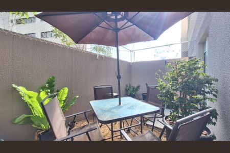 Apartamento para alugar com 49m², 2 quartos e sem vagaQuintal