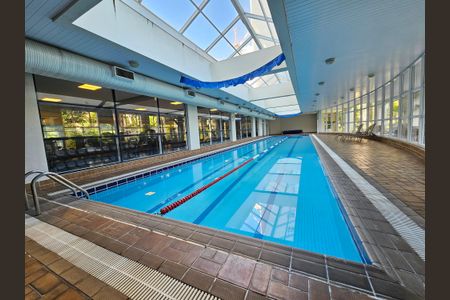 Apartamento à venda com 238m², 4 quartos e 5 vagasPiscina Coberta