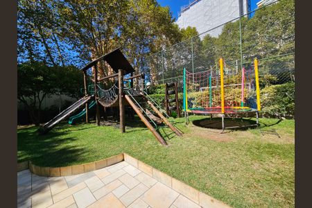 Apartamento à venda com 238m², 4 quartos e 5 vagasÁrea comum - Playground