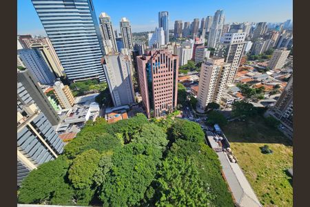 Apartamento à venda com 238m², 4 quartos e 5 vagasVista da Sacada