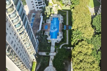 Apartamento à venda com 238m², 4 quartos e 5 vagasVista da Sacada
