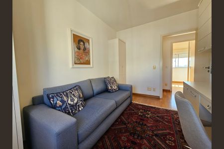 Apartamento à venda com 238m², 4 quartos e 5 vagasQuarto