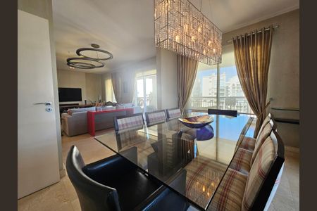 Apartamento à venda com 238m², 4 quartos e 5 vagasSala