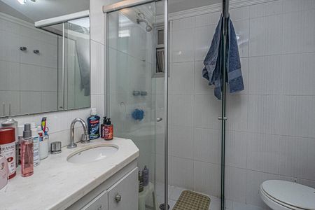 Apartamento à venda com 115m², 3 quartos e 2 vagasbanheiro na suíte_1