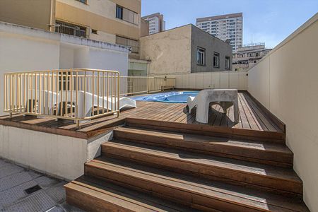 Apartamento à venda com 115m², 3 quartos e 2 vagaspiscina_1