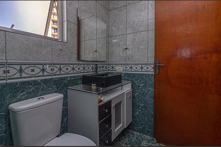 Apartamento à venda com 88m², 3 quartos e 1 vaga Apartamento à venda com 88m², 3 quartos e 1 vagabanheiro social 1_2