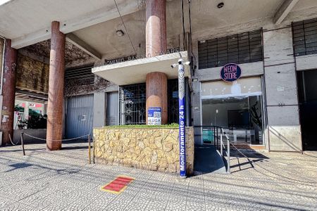 Apartamento para alugar com 36m², 1 quarto e sem vaga Apartamento para alugar com 36m², 1 quarto e sem vagaFachada - Plaquinha