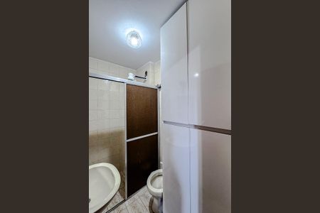 Banheiro de apartamento para alugar com 1 quarto, 36m² em Vila Prudente, São Paulo