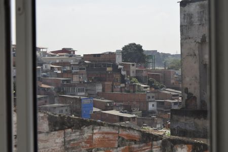 Vista de casa para alugar com 2 quartos, 45m² em Jardim Santa Emília, Embu das Artes