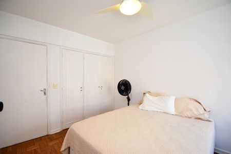 Apartamento para alugar com 140m², 3 quartos e 1 vagaquarto 2