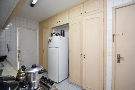 Apartamento para alugar com 140m², 3 quartos e 1 vagacozinha