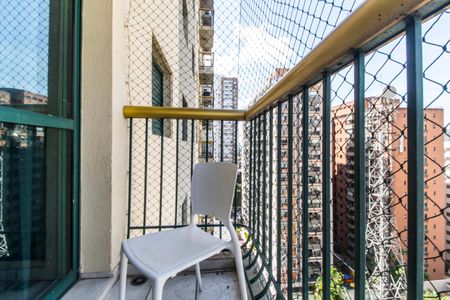 Apartamento para alugar com 64m², 2 quartos e 2 vagasVaranda