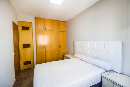 Apartamento para alugar com 64m², 2 quartos e 2 vagasQuarto 1