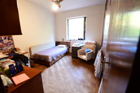 Casa para alugar com 1500m², 3 quartos e 4 vagasQuarto 1