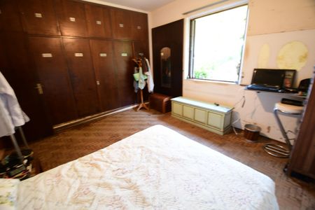 Casa para alugar com 1500m², 3 quartos e 4 vagasQuarto 2