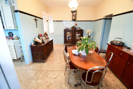 Casa para alugar com 1500m², 3 quartos e 4 vagasSala de Jantar