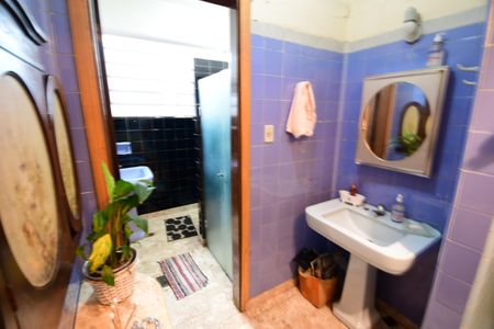 Casa para alugar com 1500m², 3 quartos e 4 vagasBanheiro Social 2