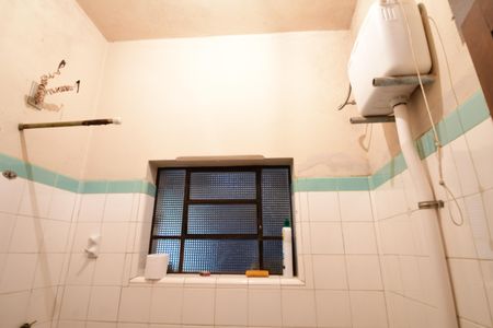 Casa para alugar com 1500m², 3 quartos e 4 vagasBanheiro de serviço