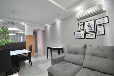 Sala de apartamento para alugar com 2 quartos, 56m² em Vila Gustavo, São Paulo