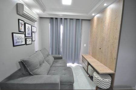 Sala de apartamento para alugar com 2 quartos, 56m² em Vila Gustavo, São Paulo