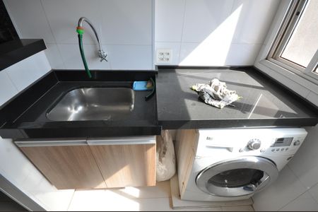 Apartamento para alugar com 56m², 2 quartos e 1 vagaÁrea de Serviço