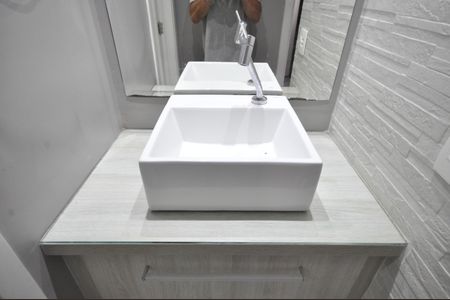 Apartamento para alugar com 56m², 2 quartos e 1 vagaBanheiro