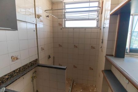 Apartamento para alugar com 45m², 2 quartos e 1 vaga Apartamento para alugar com 45m², 2 quartos e 1 vagaCozinha e Área de Serviço