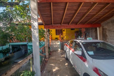 Casa à venda com 300m², 3 quartos e 3 vagasGaragem