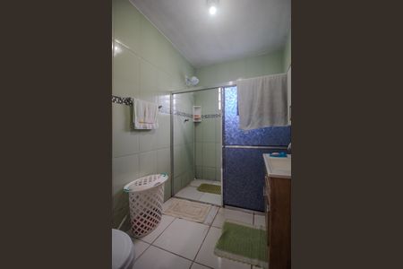 Casa à venda com 300m², 3 quartos e 3 vagasBanheiro 2