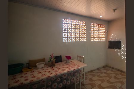 Casa à venda com 300m², 3 quartos e 3 vagasVista