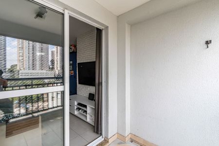 Apartamento para alugar com 73m², 3 quartos e 1 vaga Apartamento para alugar com 73m², 3 quartos e 1 vagaVaranda