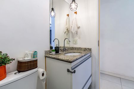 Apartamento para alugar com 73m², 3 quartos e 1 vaga Apartamento para alugar com 73m², 3 quartos e 1 vagaBanheiro social