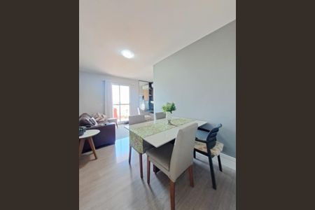 Sala de apartamento para alugar com 3 quartos, 67m² em Passo d’Areia, Porto Alegre