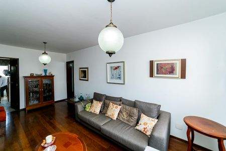 Sala de apartamento à venda com 2 quartos, 82m² em Serra, Belo Horizonte