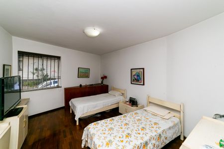 Apartamento à venda com 82m², 2 quartos e 1 vaga Apartamento à venda com 82m², 2 quartos e 1 vagaSuíte