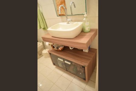 Apartamento à venda com 145m², 3 quartos e 2 vagasBanheiro Social