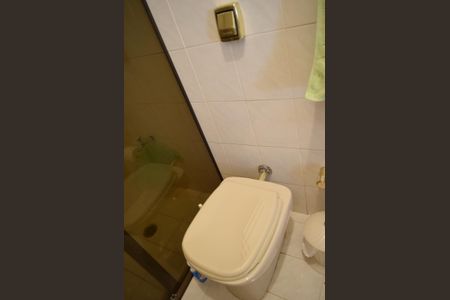 Apartamento à venda com 145m², 3 quartos e 2 vagasBanheiro Social