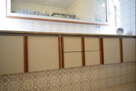 Apartamento à venda com 145m², 3 quartos e 2 vagasBanheiro Íntimo