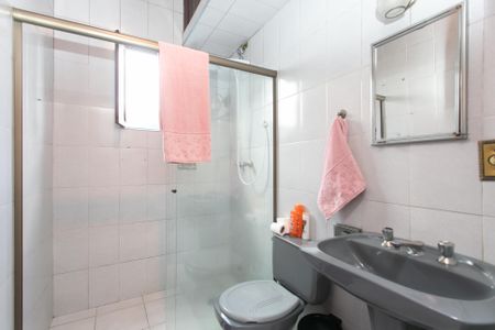 Casa à venda com 168m², 3 quartos e 2 vagasBanheiro 2 