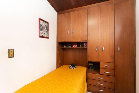 Casa à venda com 168m², 3 quartos e 2 vagasQuarto 2