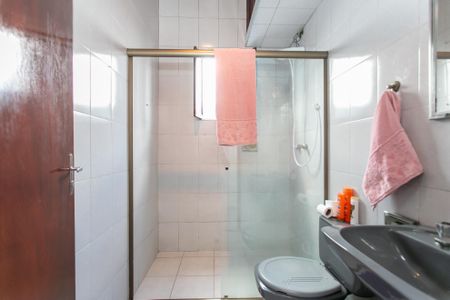 Casa à venda com 168m², 3 quartos e 2 vagasBanheiro 2 