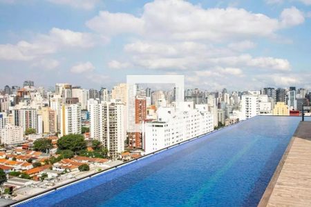 Apartamento para alugar com 140m², 1 quarto e 1 vagaÁrea comum - Piscina