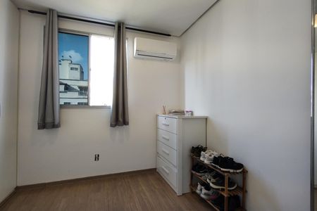 Apartamento para alugar com 109m², 2 quartos e 1 vagaQuarto 2 - Armários