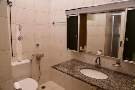 Casa à venda com 104m², 3 quartos e 1 vagaBanheiro 2