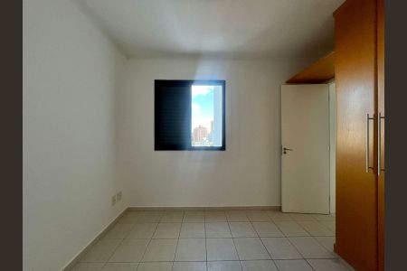 Apartamento à venda com 64m², 2 quartos e 2 vagasSuíte