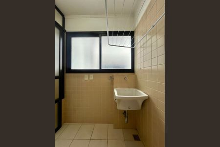 Apartamento à venda com 64m², 2 quartos e 2 vagasÁrea de Serviço