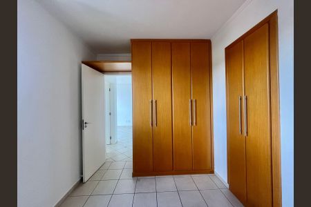 Apartamento à venda com 64m², 2 quartos e 2 vagasSuíte