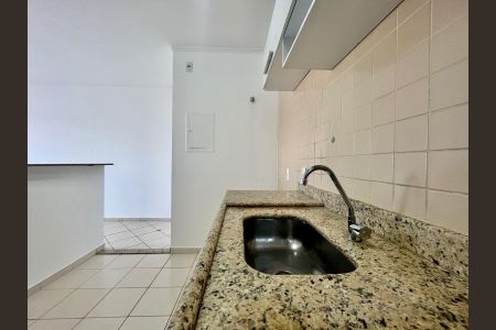 Apartamento à venda com 64m², 2 quartos e 2 vagasCozinha