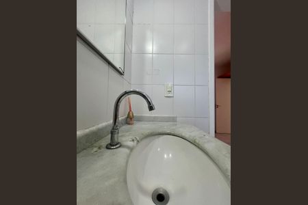 Apartamento à venda com 64m², 2 quartos e 2 vagasBanheiro da Suíte